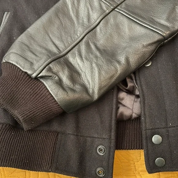 Spurs jacket w leather sleeves